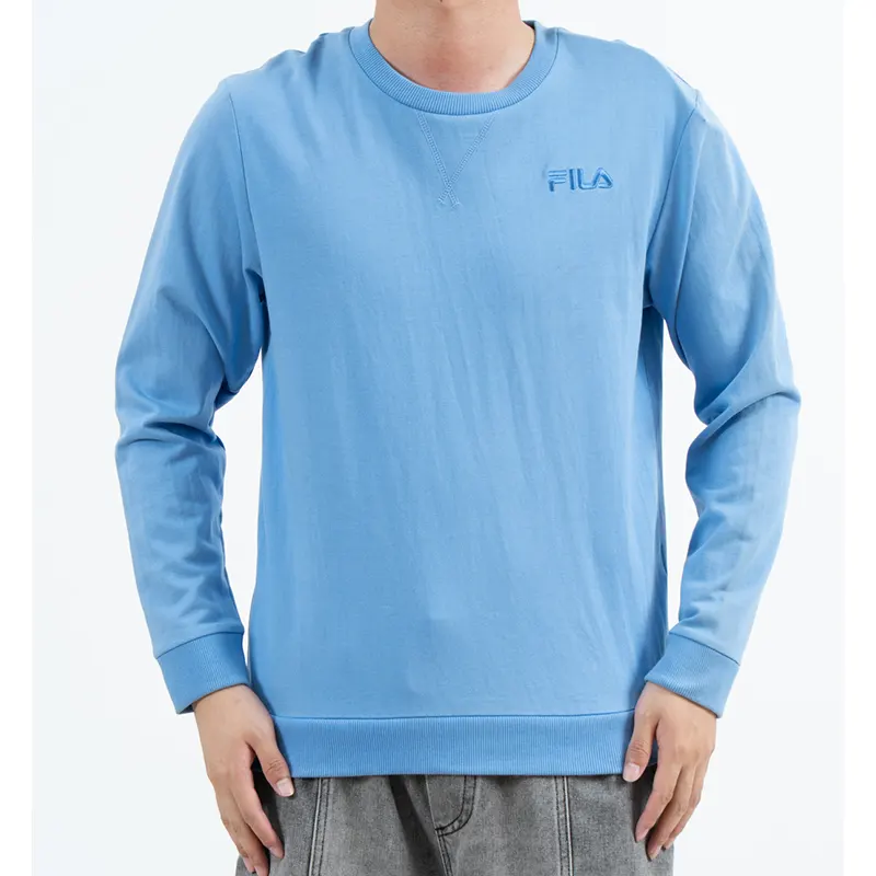 Moletom azul com gola redonda e logotipo tonal no peito e acabamento canelado