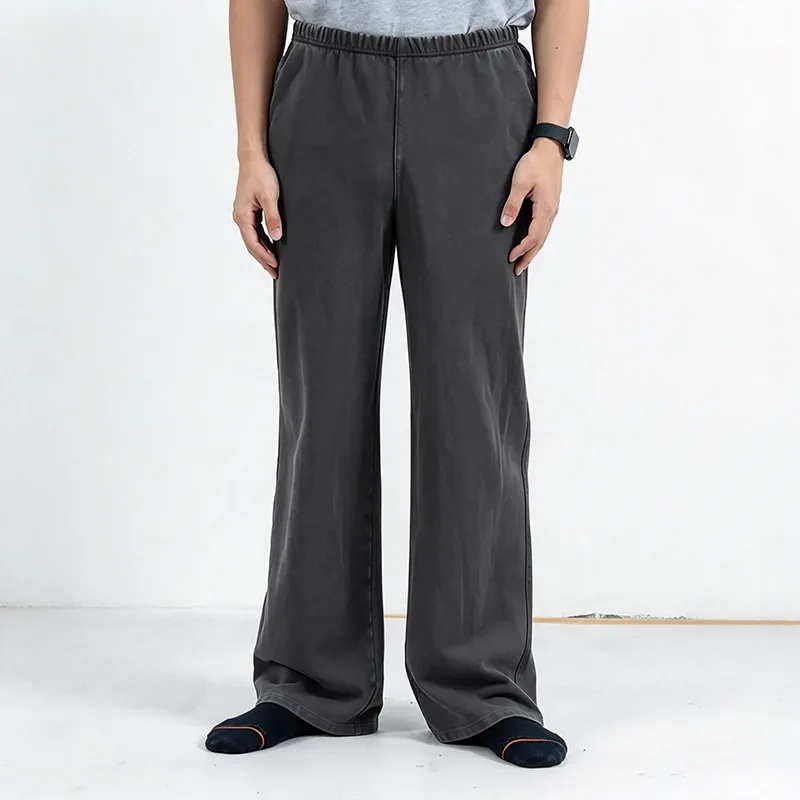 Calça de moletom carvão com pernas largas e costuras desbotadas Calça de moletom carvão com pernas largas e costuras desbotadas